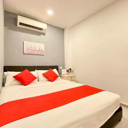 Hotel Spot On 90283 Twenty Seven Muntri Tanjung Bungah  Exterior foto
