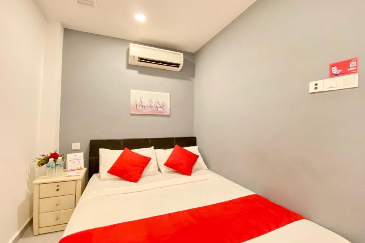 Hotel Spot On 90283 Twenty Seven Muntri Tanjung Bungah  Exterior foto