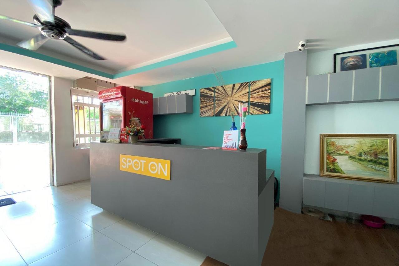 Hotel Spot On 90283 Twenty Seven Muntri Tanjung Bungah  Exterior foto